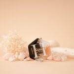 Elegant Harmony Keycharm